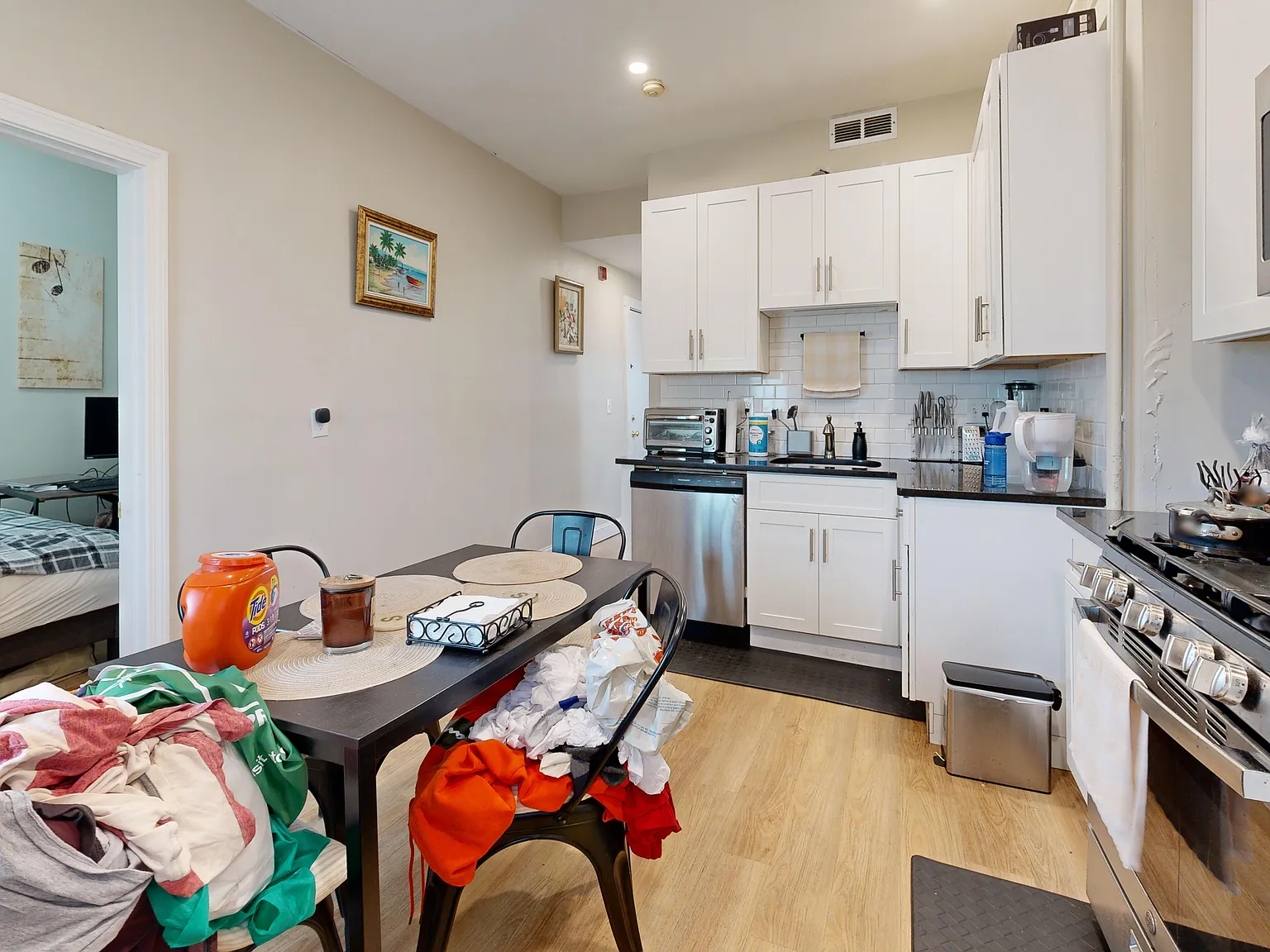 2 bed, 750 sqft, $1,950 — Photo 2