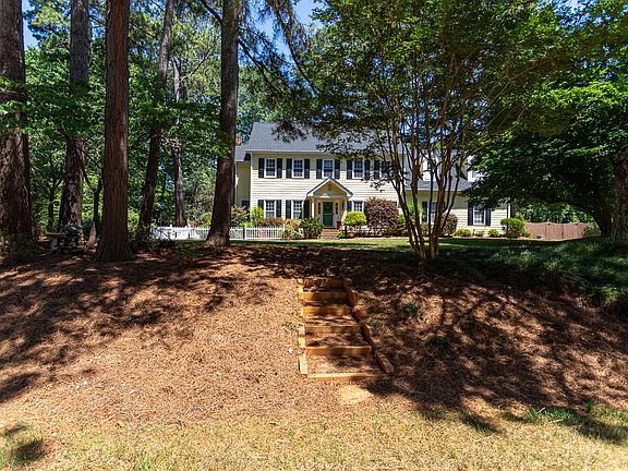 4th image of 2708 Vestry Way