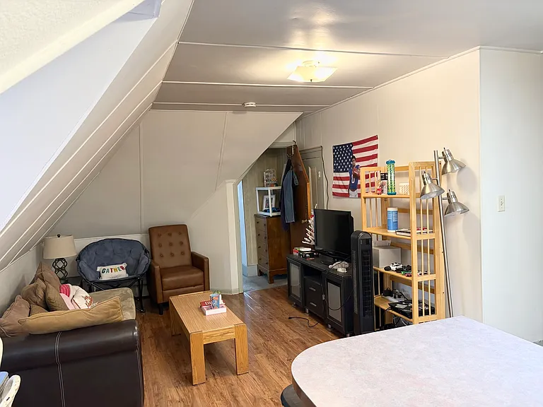 127 College Ave #6 — Photo 9