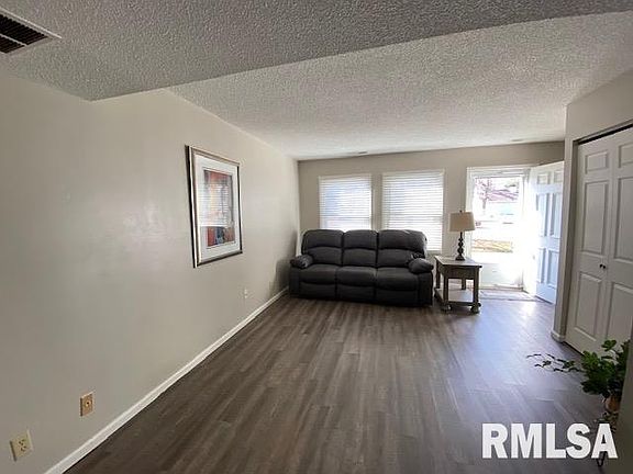 3rd image of 2942 Archer Dr #2942