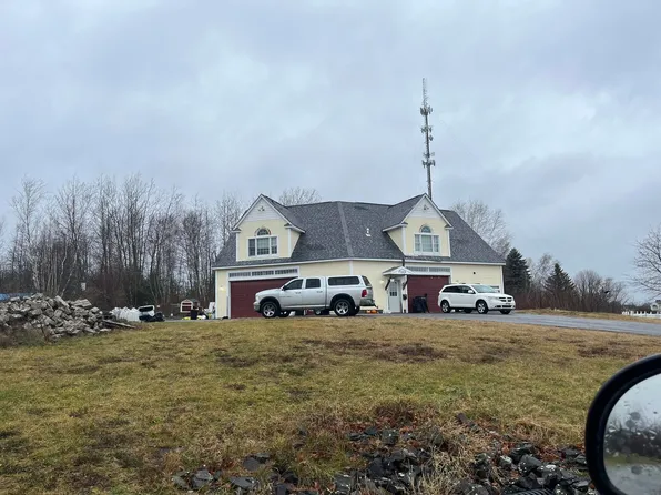 15 Duchaine Drive, Gorham, ME 04038