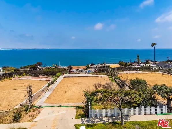 18354 Wakecrest Dr, Malibu, CA 90265