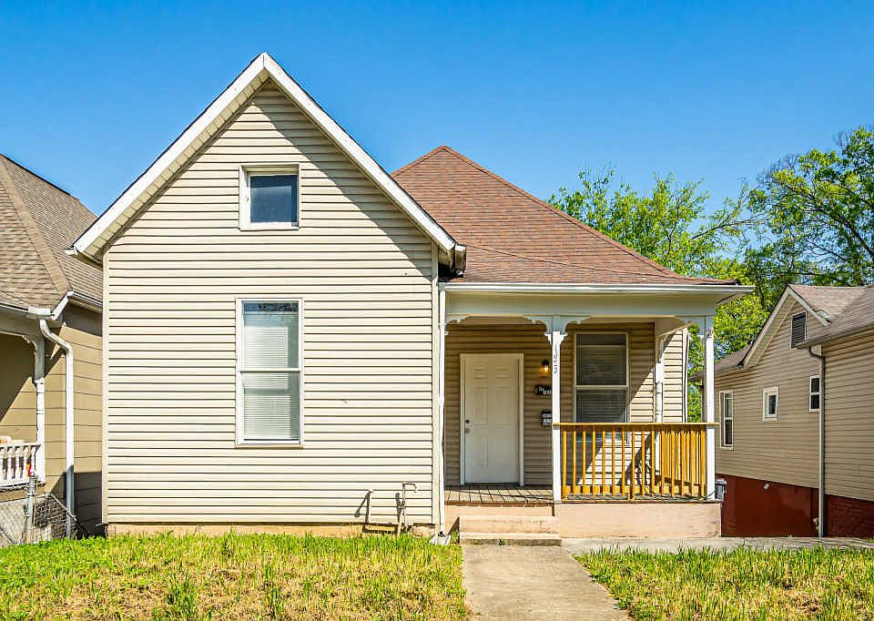 1st image of 1623 Forest Ave