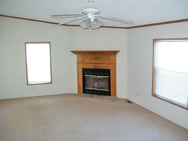 2nd image of 161 Belle Villa Blvd