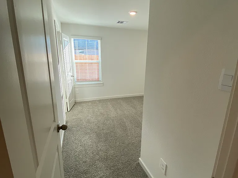 Guest bedroom 3