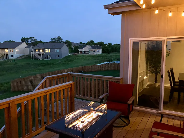 Deck chairs and firetable