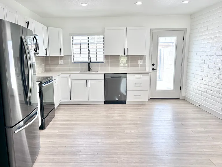 6601 E Avalon Dr #3 — Photo 13