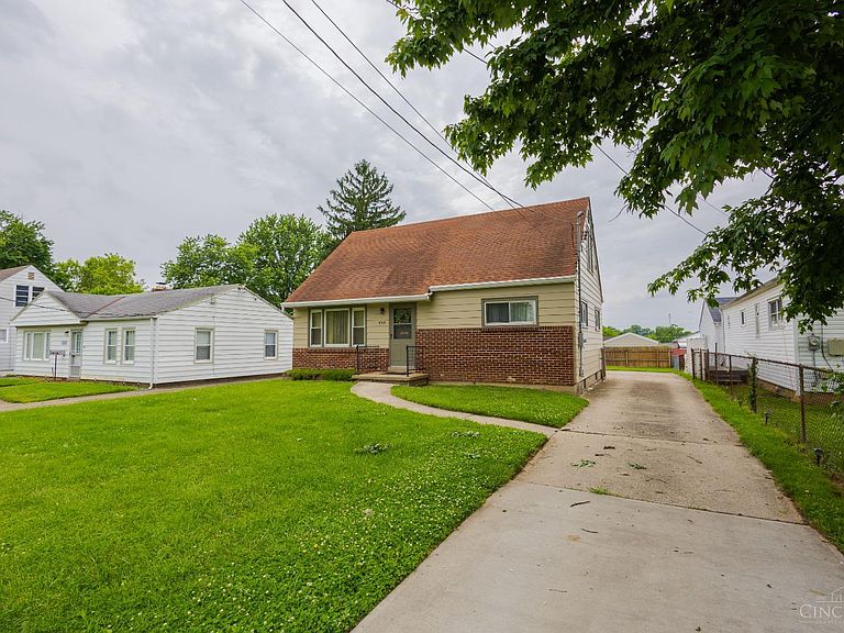 Listing photo 2