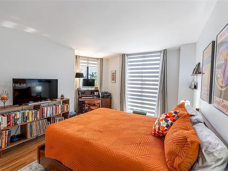 4000 Towerside Ter #308 — Photo 17