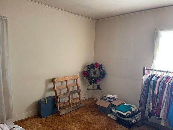 3rd image of 1024 N Dyer Cir