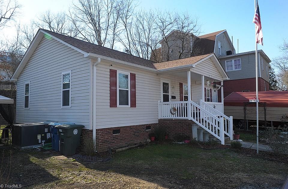 1st image of 122 Henderson St