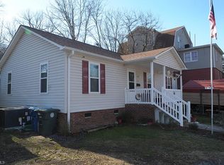 122 Henderson St, Salisbury, NC 28144