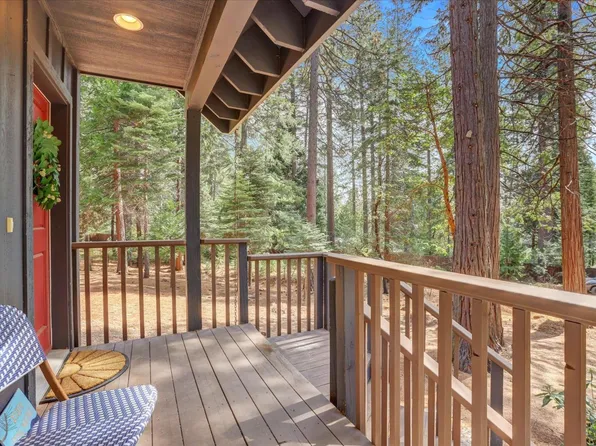 21370 Pine Needle Ln, Nevada City, CA 95959