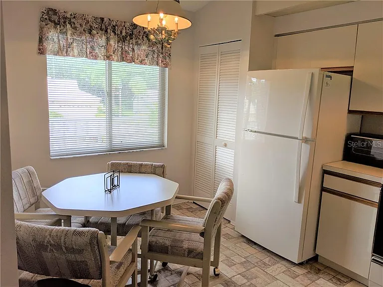 4378 Madeira Ct — Photo 8