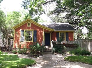 1700 W 30th St #A, Austin, TX 78703