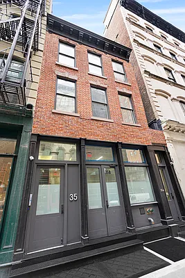 Rented by Compass | media 81