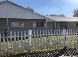 13573 Us Highway 87 W, La Vernia, TX 78121