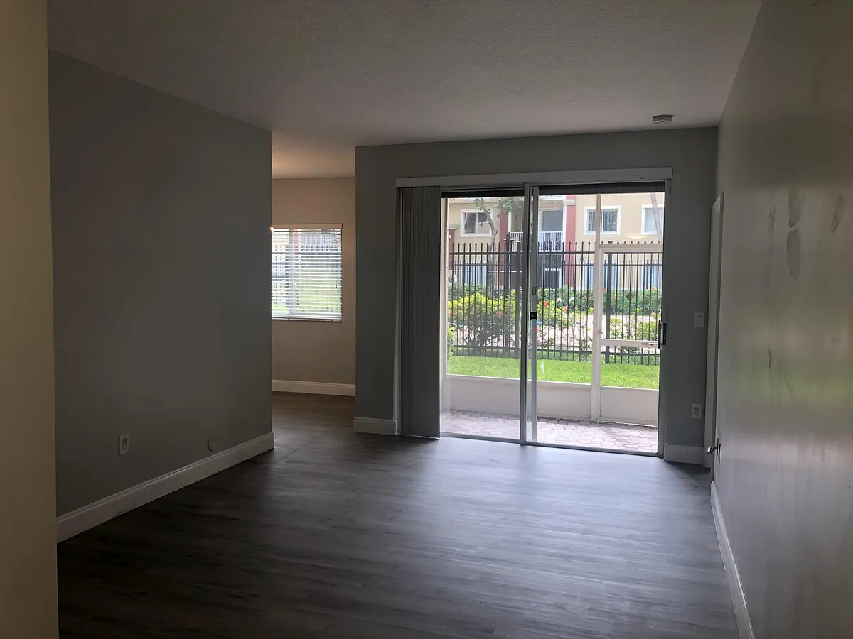 Building Photo - 7085 Nova Dr #120