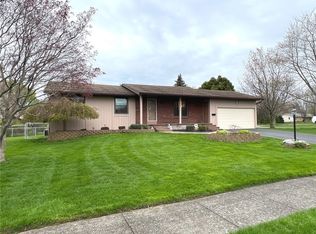 15 Esquire Dr, Rochester, NY 14606