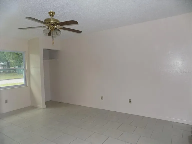 6124 SW 10th Pl #A — Photo 10