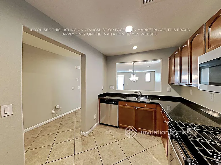 10639 Gibbous Moon Dr — Photo 10