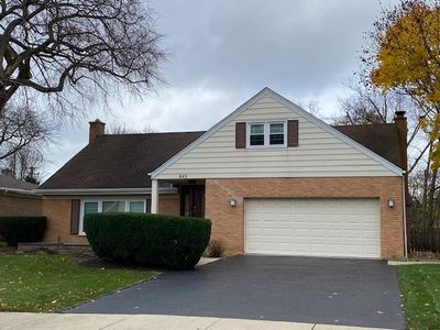 845 Hawthorne Ln, Northbrook, IL, 60062