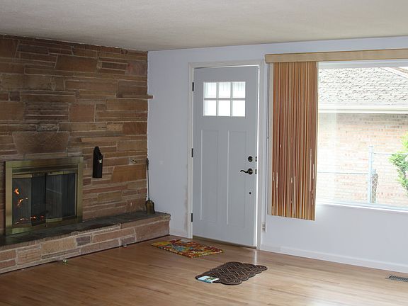 2nd image of 408 7th Ave S