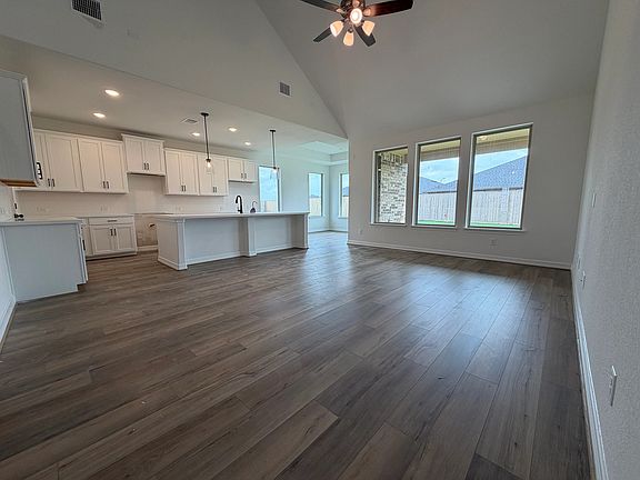 Progress Photo - Family room