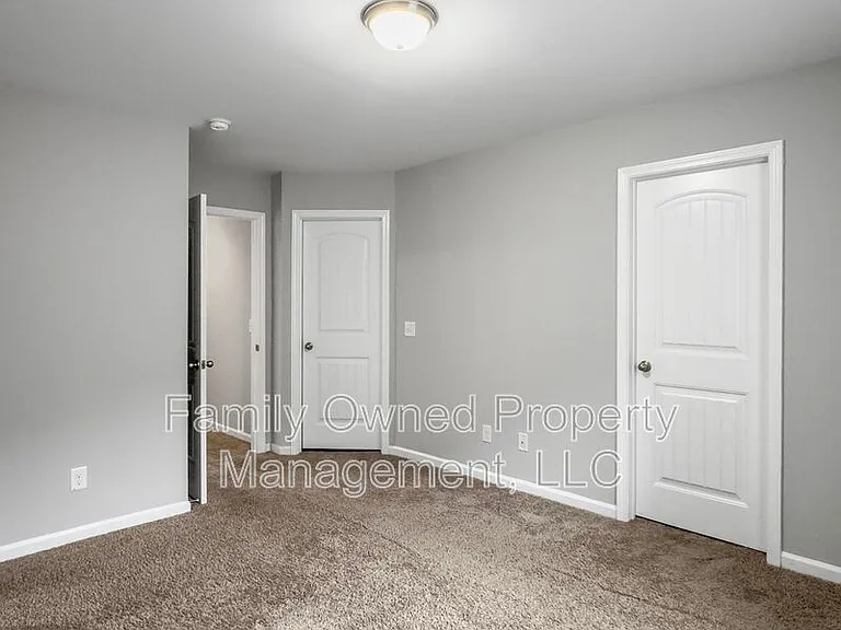 270 Jackson St — Photo 21