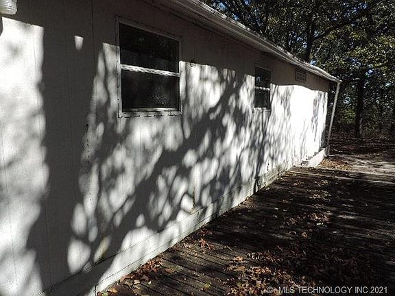 2nd image of 1820 Beverly Dr