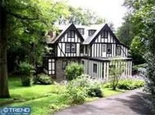 221 Wyncote Rd, Jenkintown, PA 19046