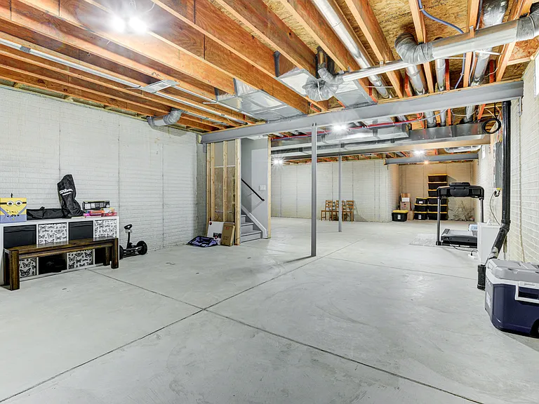 5589 Landgate Dr — Photo 10