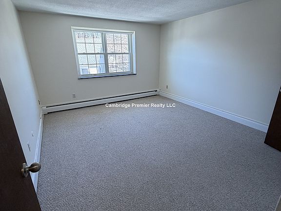 4th image of 2 Brattle Dr APT 11