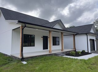 3020 Ditty Rd, Cookeville, TN 38506