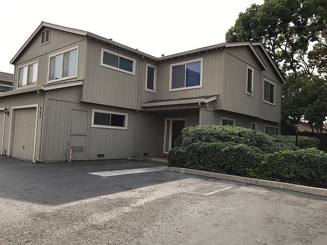 1st image of 967 Branham Ln