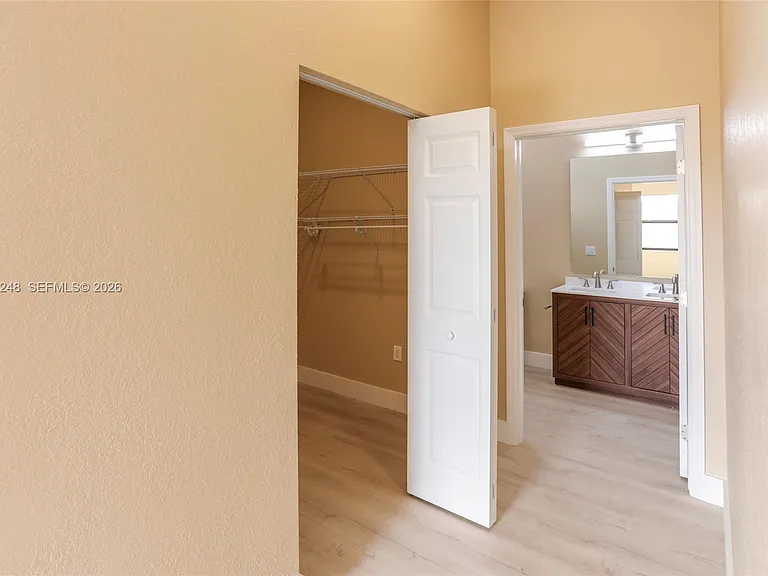 120 SW 35th Ave #A2 — Photo 21