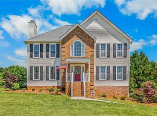 109 Knollwood Ln, King, NC 27021