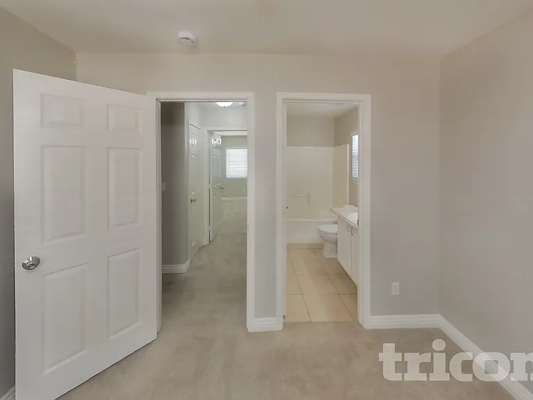 5230 Shreve Ave — Photo 8