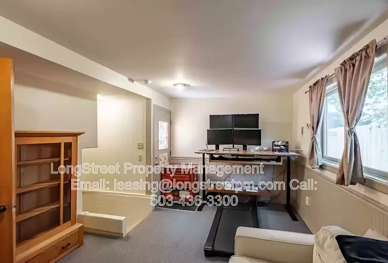 744 NW 16th St — Photo 15