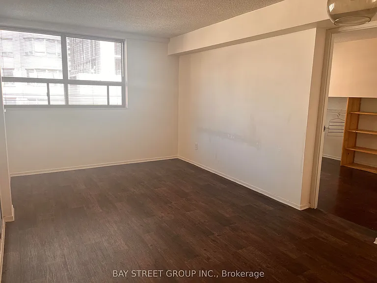 120 Saint Patrick St #706 — Photo 4