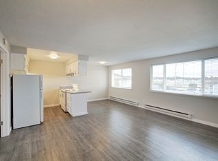 75 W Whidbey Ave #B201, Oak Harbor, WA 98277