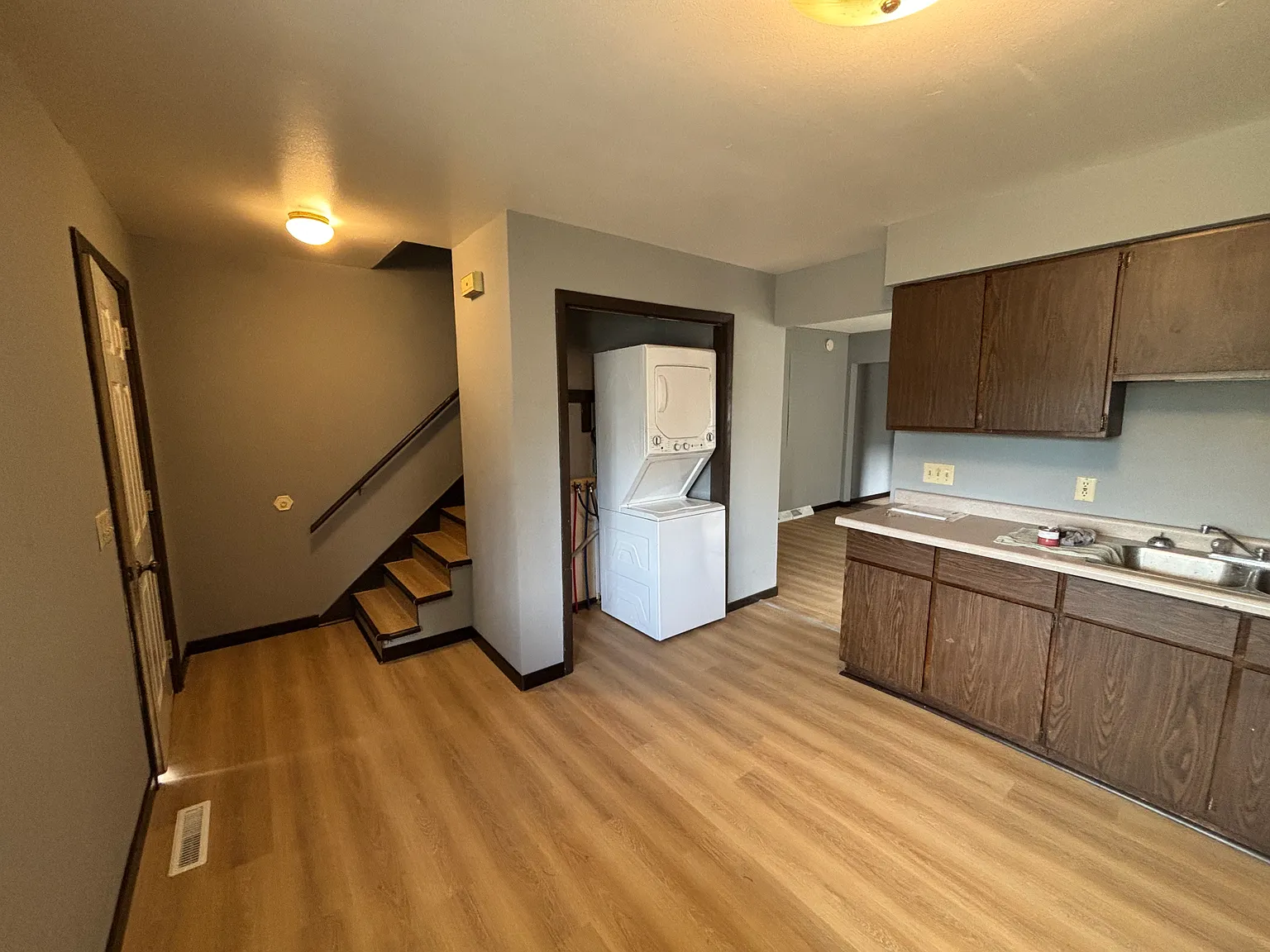 822 Menomonie St — Photo 3