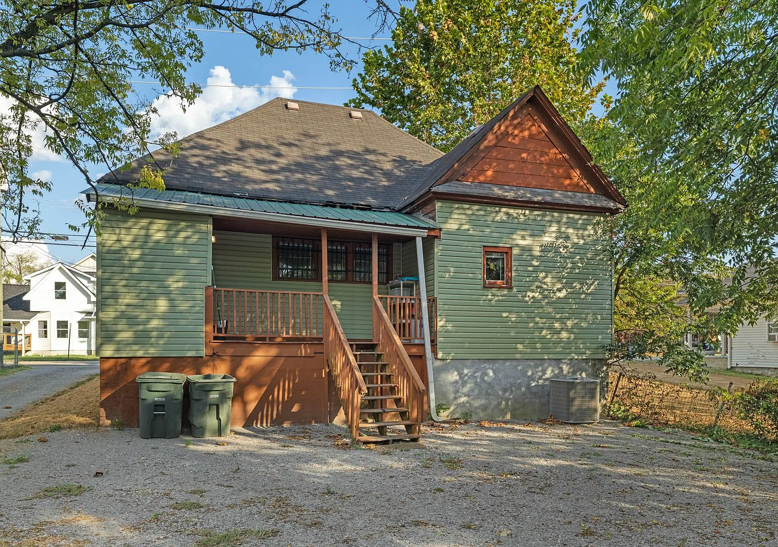2 bedroom 1 Bath House — Photo 2