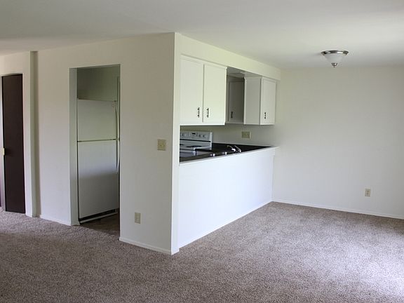 5th image of 7600 Mount Whitney St