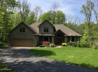 9867 Rainbow Ridge Dr, Schoolcraft, MI 49087