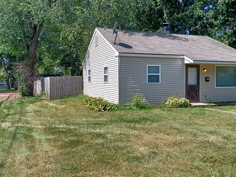 803 Cooper Ave — Photo 1