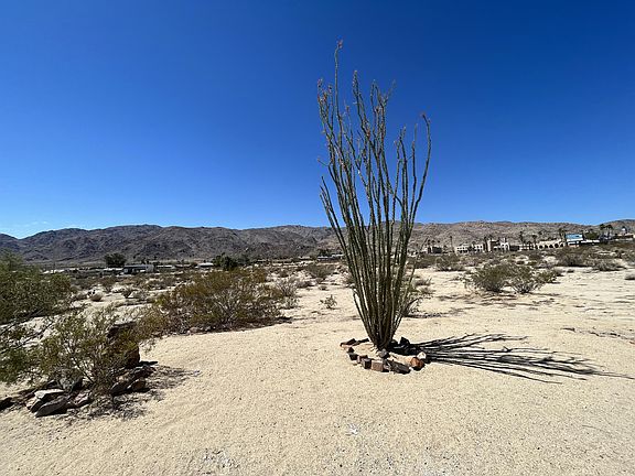 4th image of 71622 Twentynine Palms Hwy #2