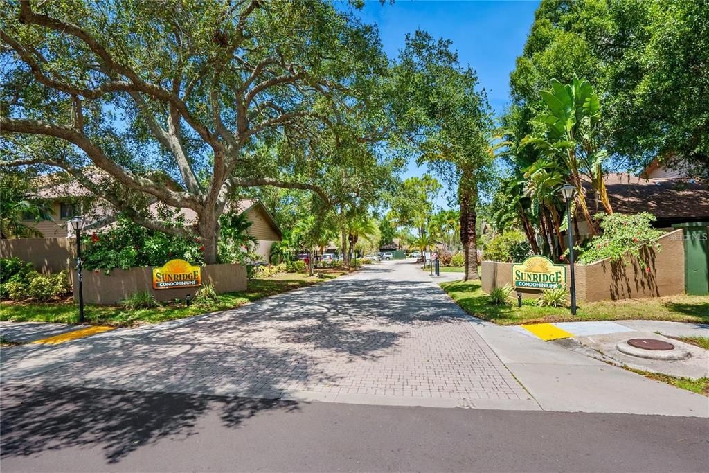 956 Sunridge Dr #H-2, Sarasota, FL - View 2