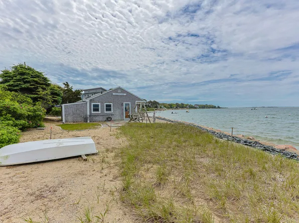 41 Seconsett Island Road, Mashpee, MA 02649
