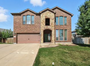 10861 Middleglen Rd, Fort Worth, TX 76115